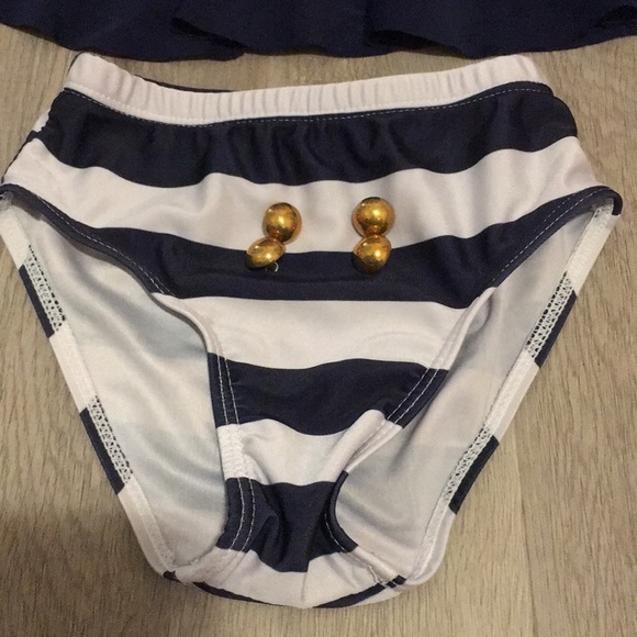 Sold - Picture 3 of 4